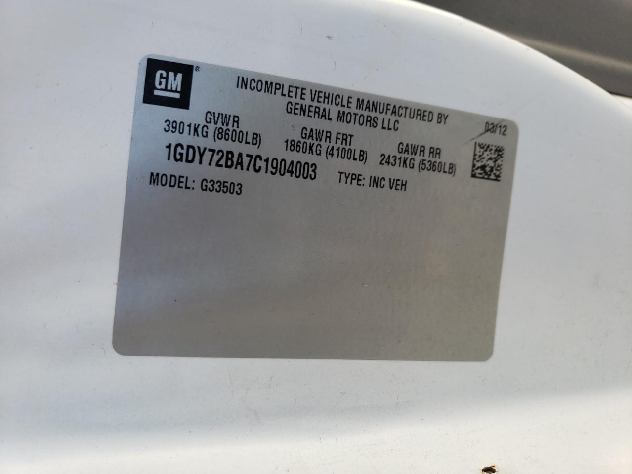 GMC Savana Cutaway G3500 Image 13