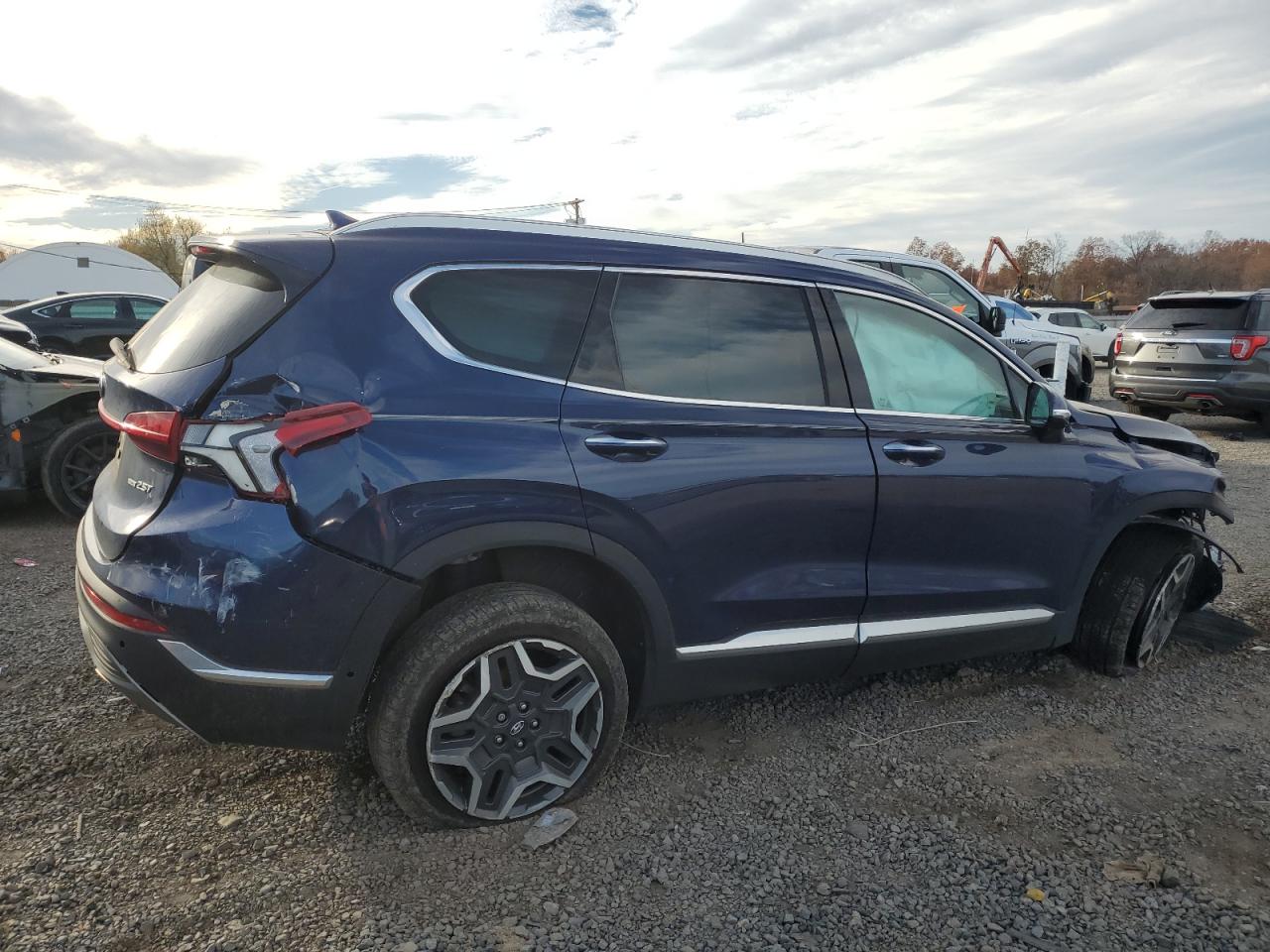 Hyundai SANTA FE Limited Image 5