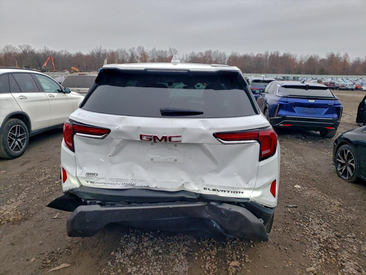 GMC Terrain Elevation Image 13