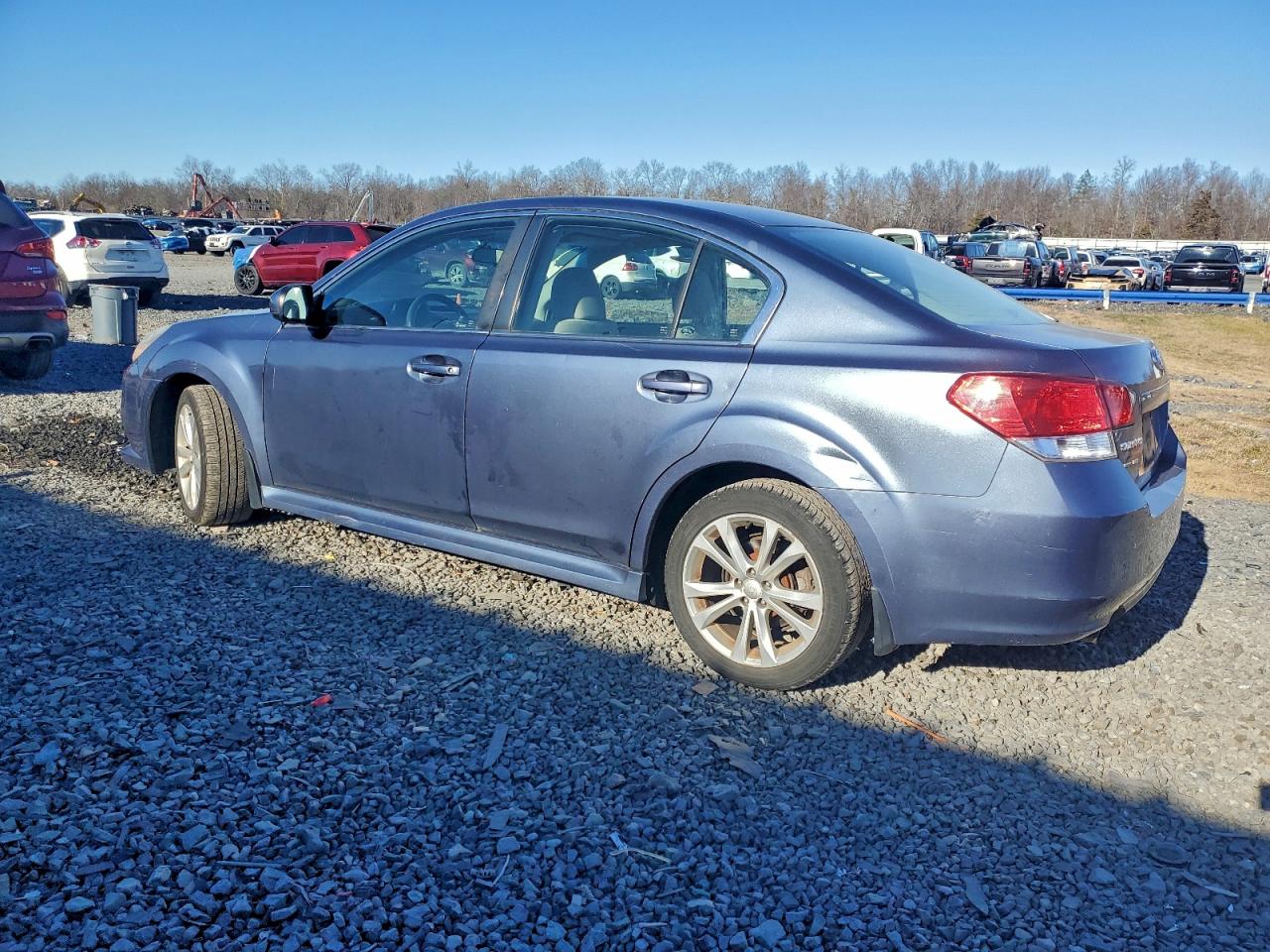 Subaru Legacy 2.5i Premium Image 10