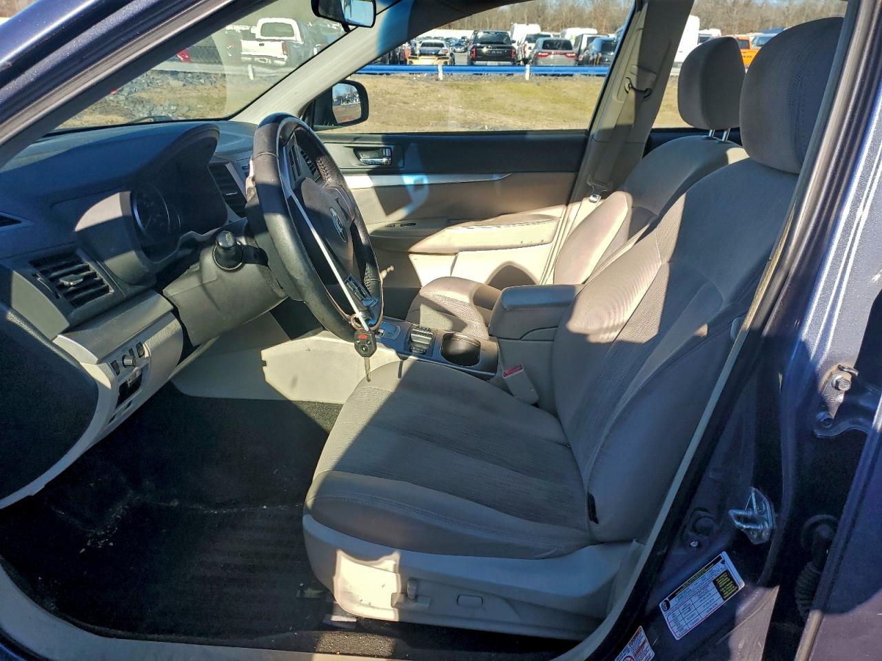 Subaru Legacy 2.5i Premium Image 5