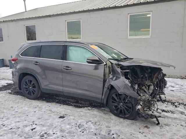 Toyota Highlander Se Image 4