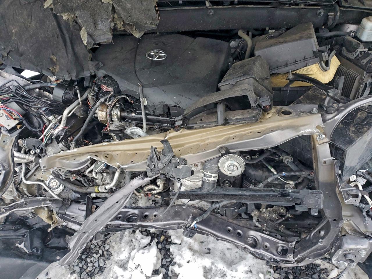 Toyota Highlander Se Image 10