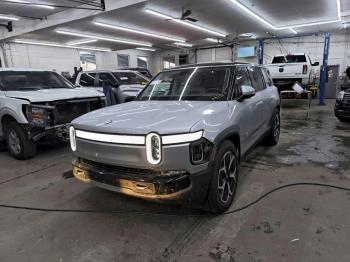  Salvage Rivian Ris