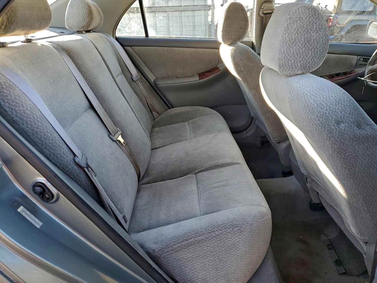 Toyota Corolla Ce Image 9