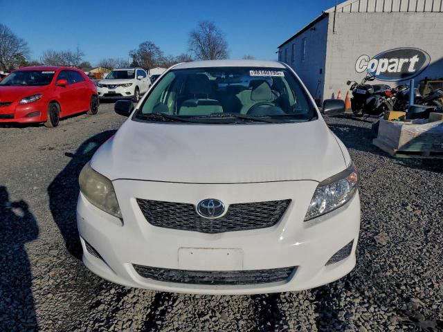 Toyota Corolla Base Image 11