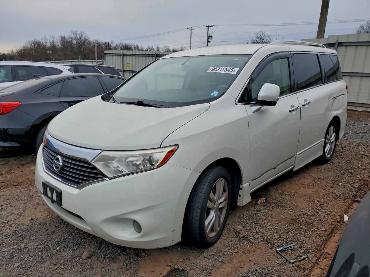 Nissan Quest S Image 1