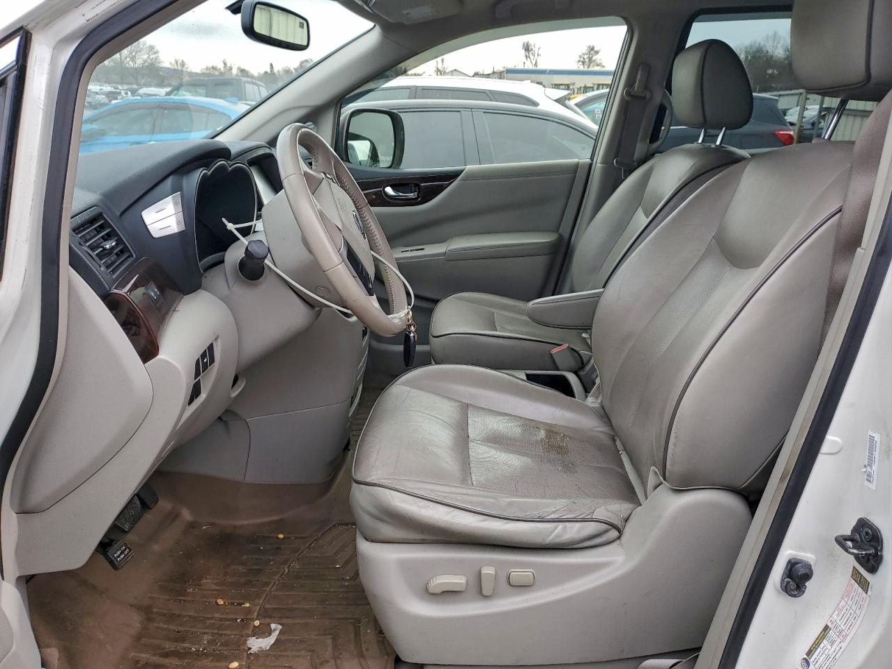 Nissan Quest S Image 3