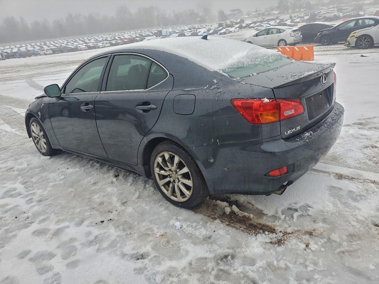 Lexus Is 250 Image 2