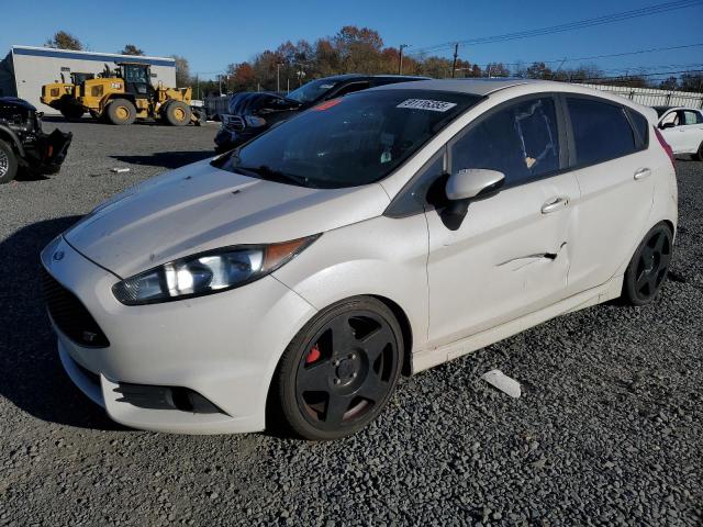  Salvage Ford Fiesta