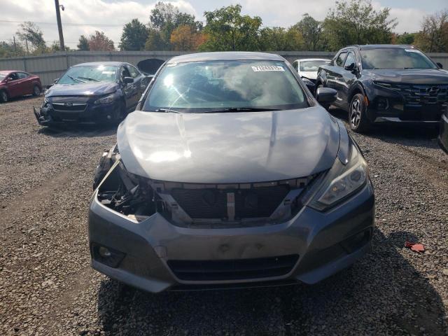 Nissan Altima 2.5 Image 7