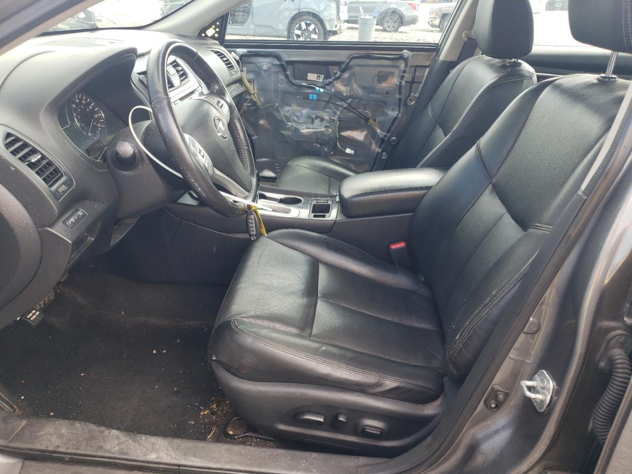 Nissan Altima 2.5 Image 9