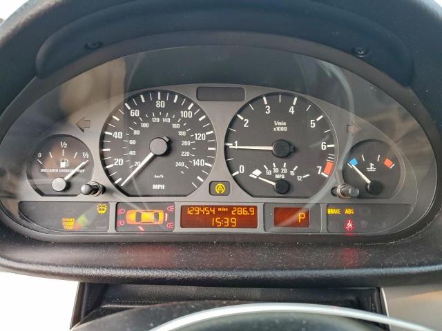 BMW 3 Series Xi Image 12