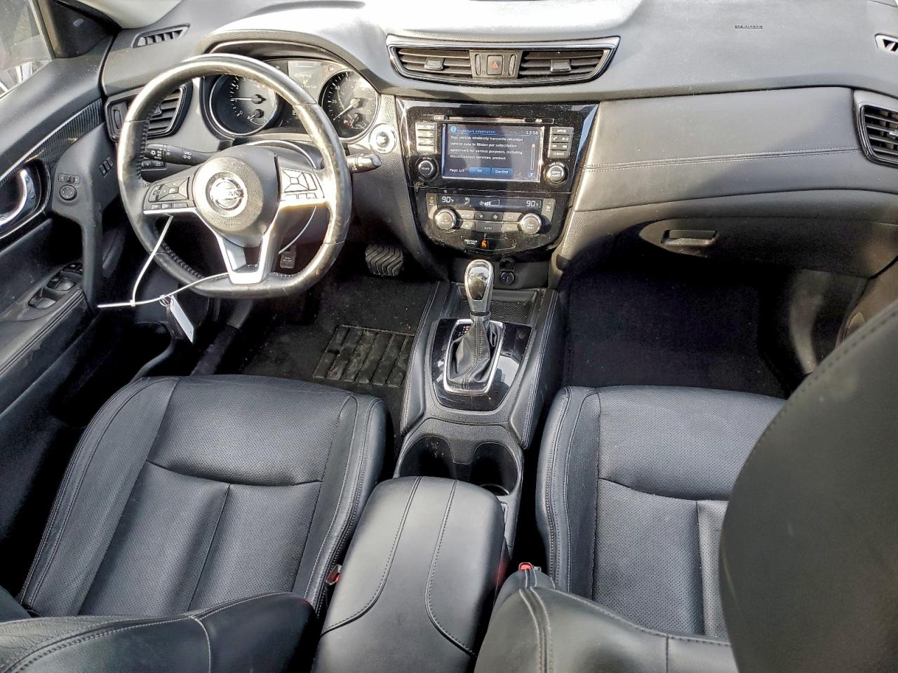 Nissan Rogue S Image 12