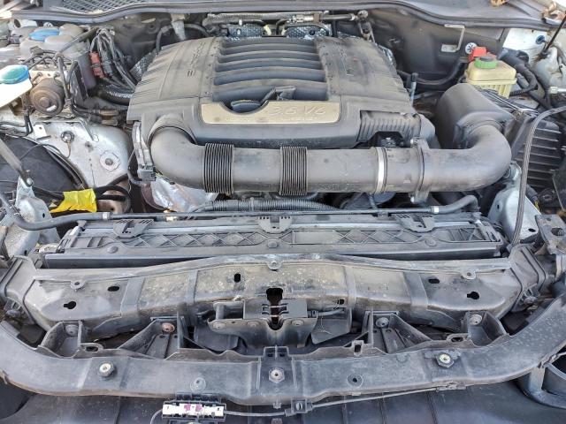 Porsche Cayenne Image 8