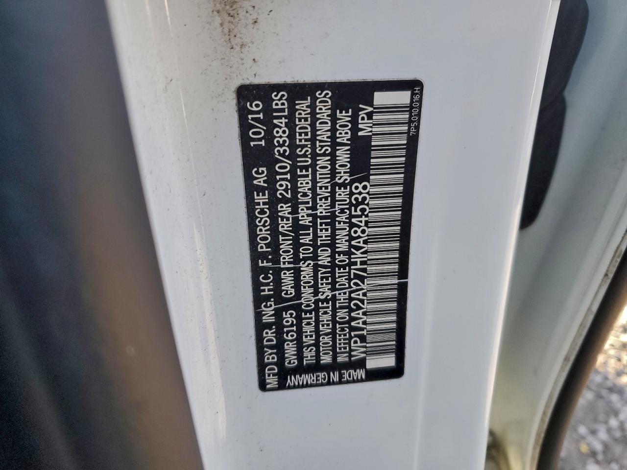 Porsche Cayenne Image 10