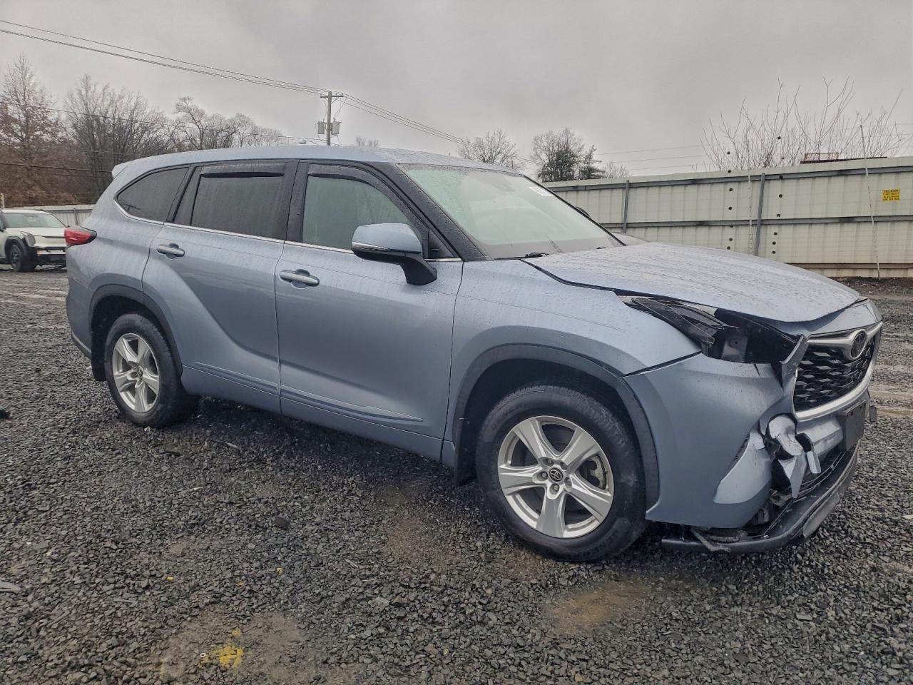 Toyota Highlander L Image 6