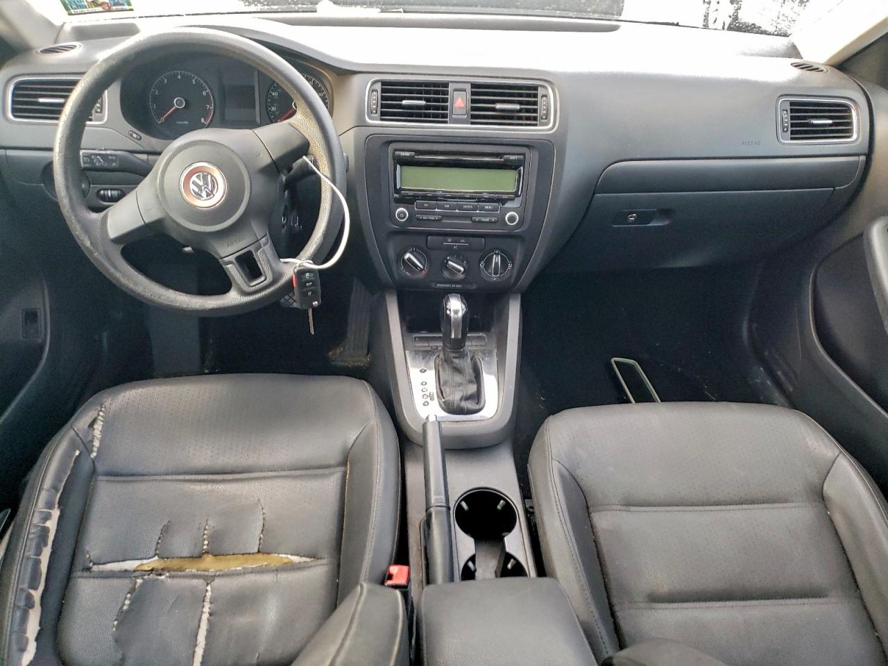 Volkswagen Jetta Se Image 10