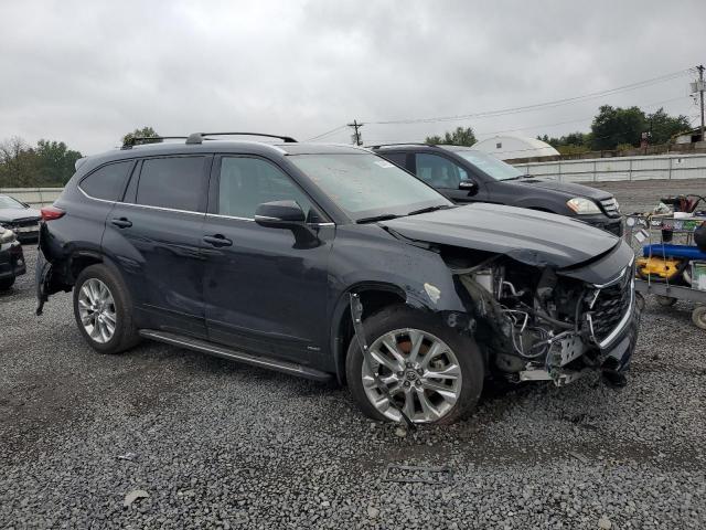 Toyota Highlander Hybrid Limited Image 6