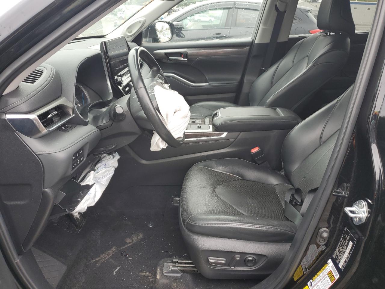 Toyota Highlander Hybrid Limited Image 8