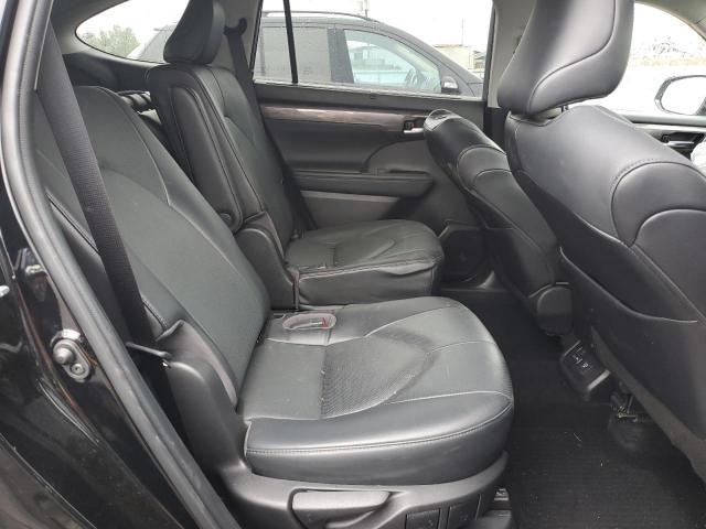 Toyota Highlander Hybrid Limited Image 2