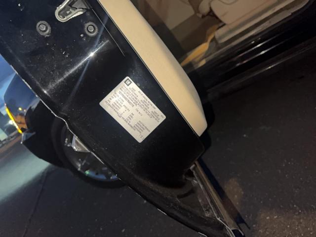 Cadillac Escalade Esv Image 7