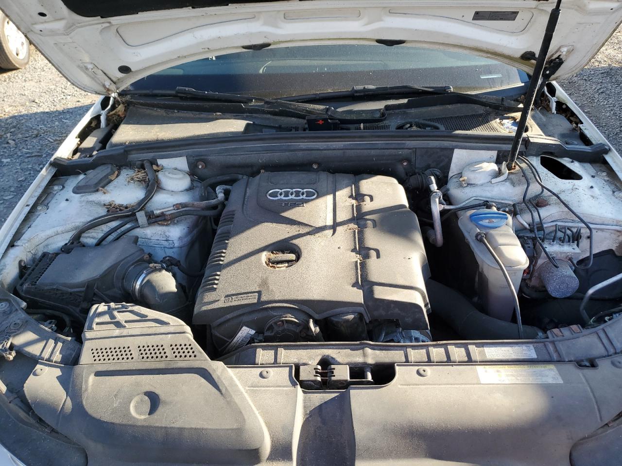 Audi A4 Premium Image 12