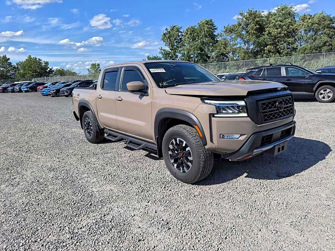 Nissan Frontier S Image 8