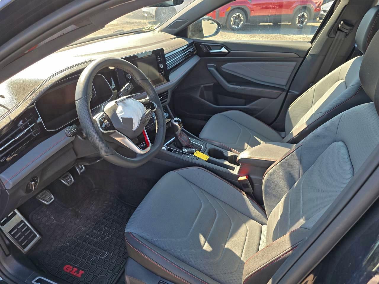 Volkswagen Jetta Gli Autobahn Image 2