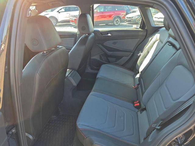 Volkswagen Jetta Gli Autobahn Image 10