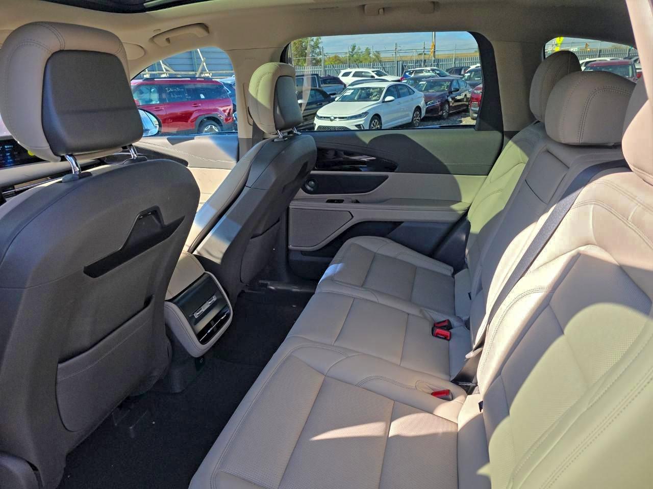 Lincoln Nautilus P Premiere Image 13