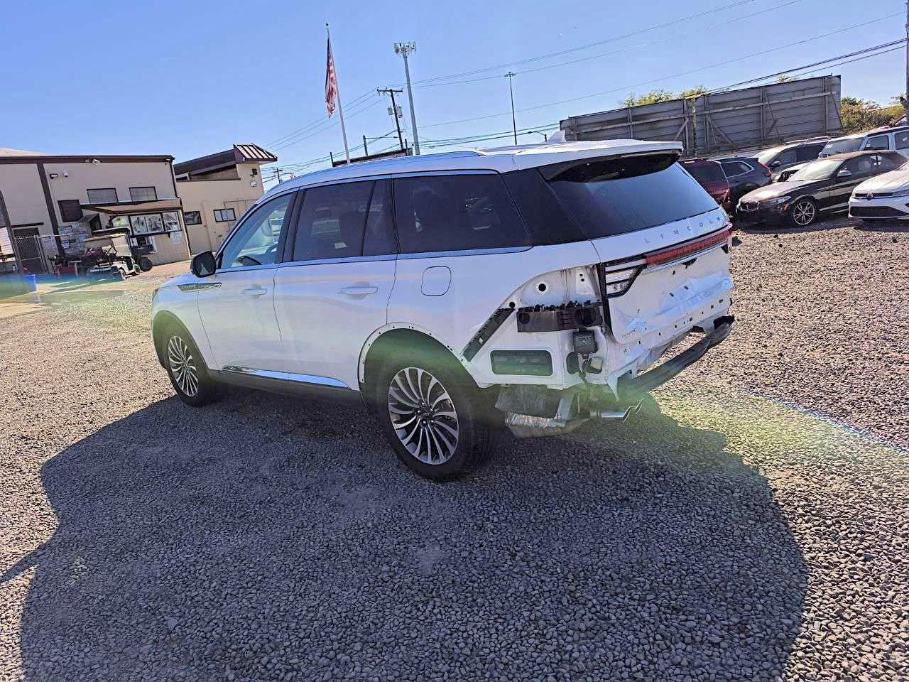 Lincoln Aviator Image 3