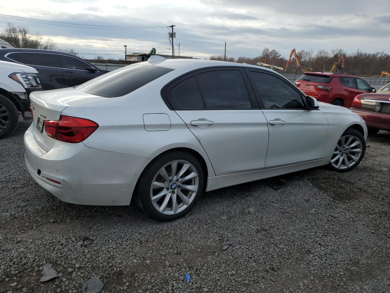 BMW 3 Series Xi Image 2