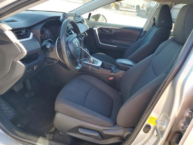 Toyota RAV4 Le Image 13