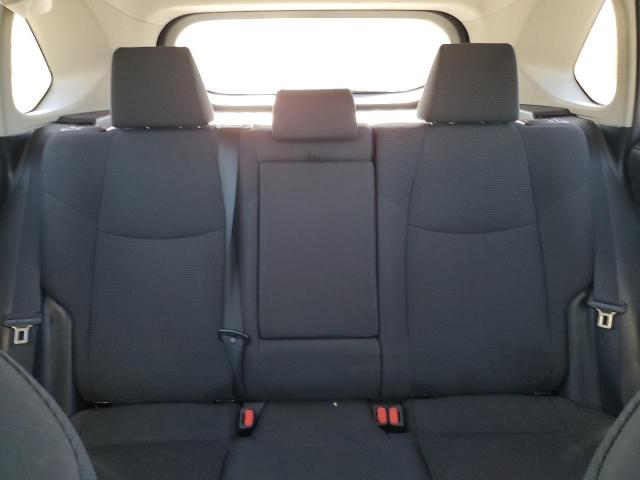 Toyota RAV4 Le Image 6