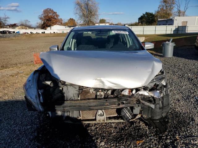 Nissan Sentra S Image 8