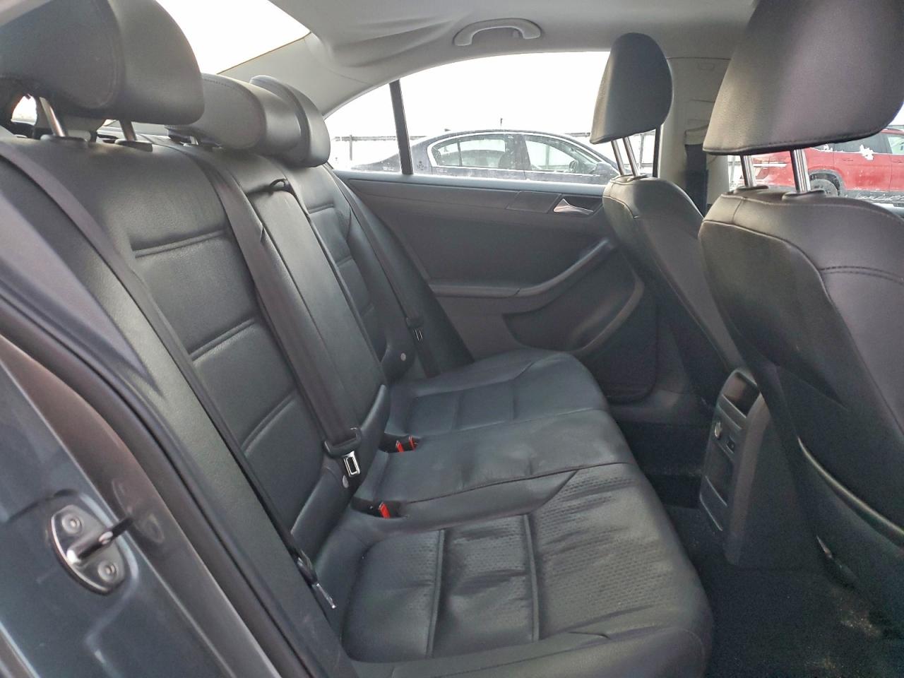 Volkswagen Jetta Se Image 11