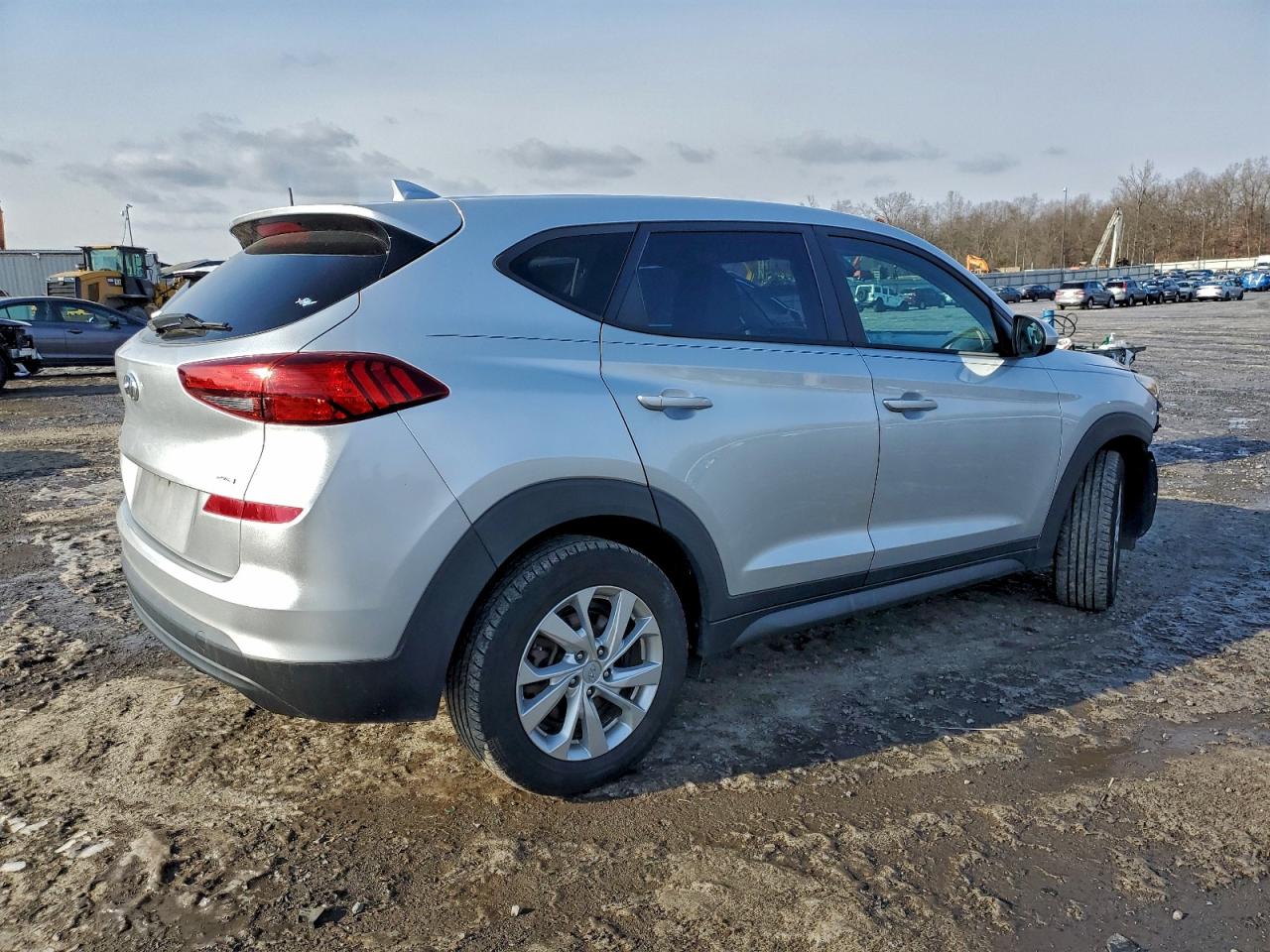 Hyundai TUCSON Se Image 4