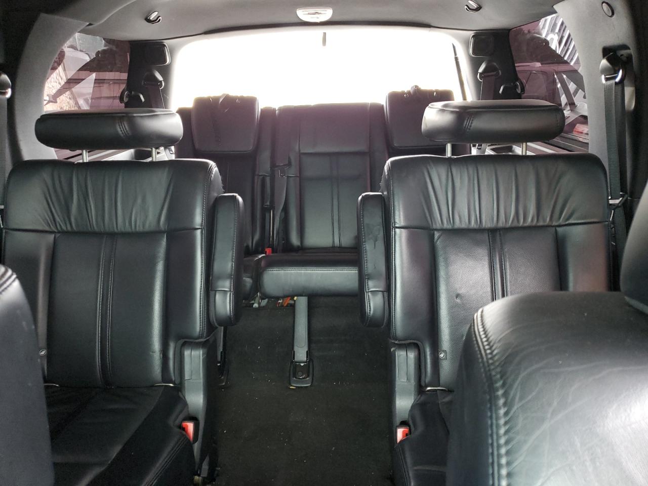 Lincoln Navigator Select Image 14