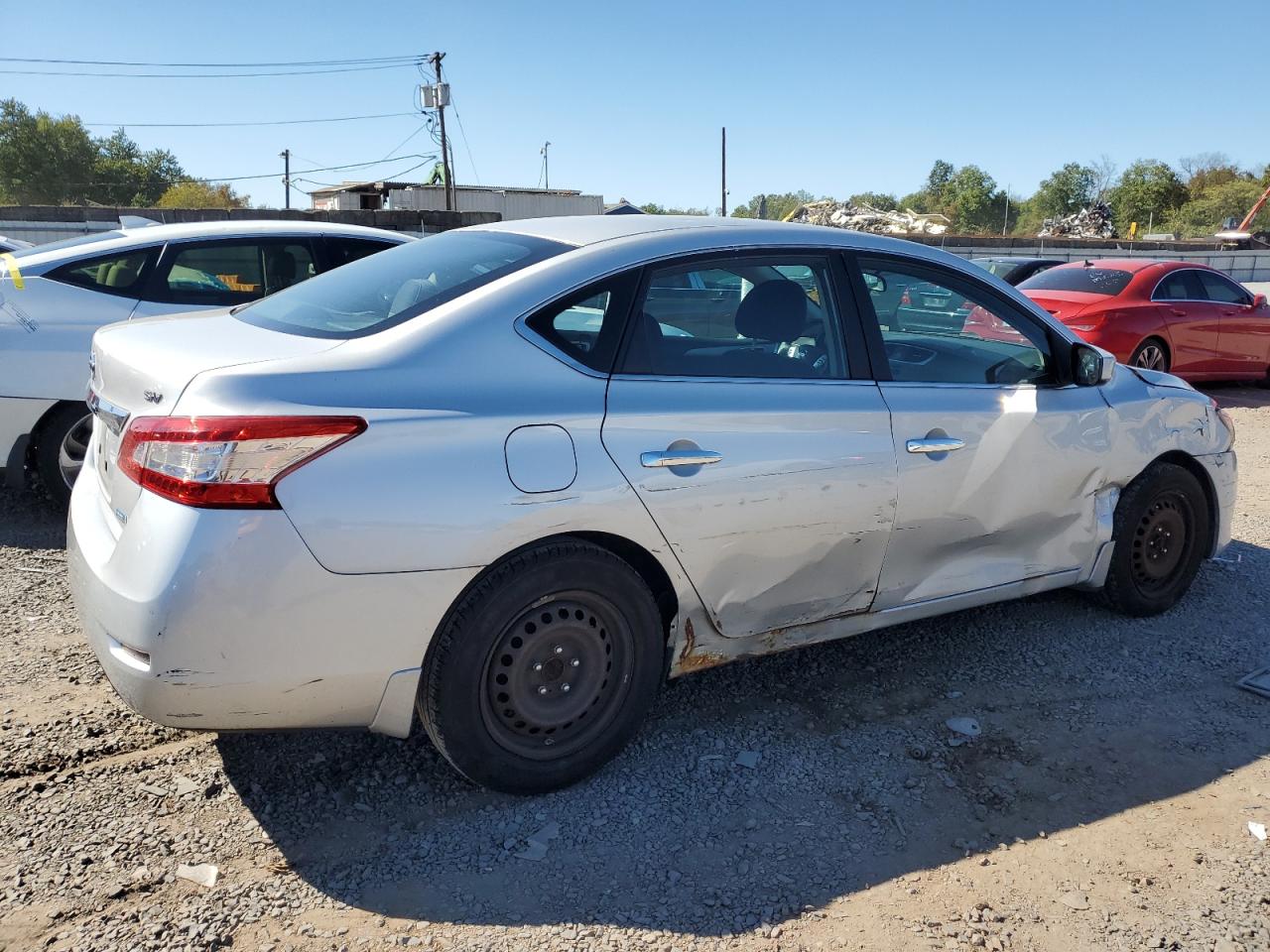 Nissan Sentra S Image 2