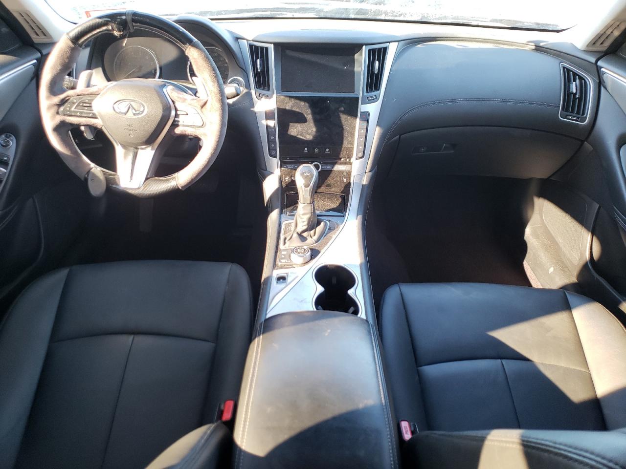 INFINITI Q50 Luxe Image 5