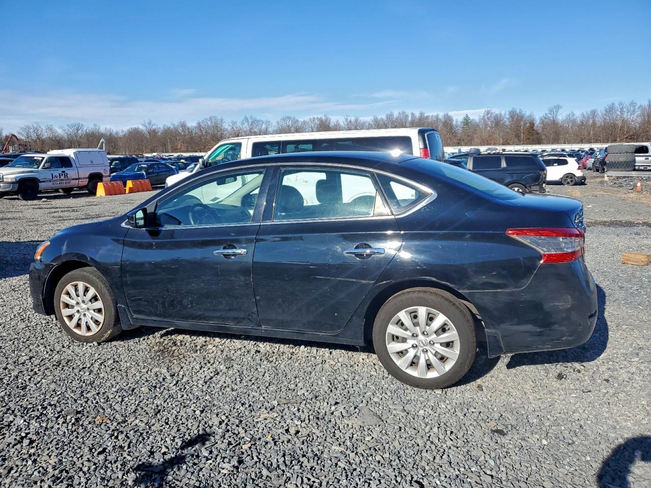 Nissan Sentra S Image 11