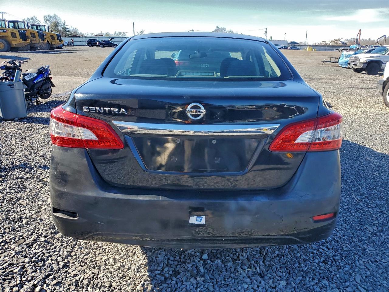 Nissan Sentra S Image 13