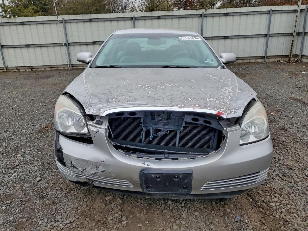 Buick Lucerne Cxl Image 3