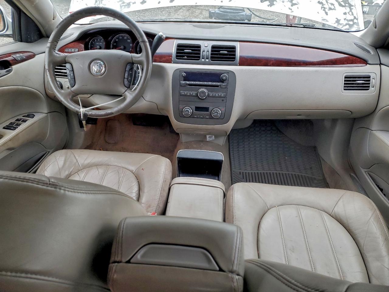 Buick Lucerne Cxl Image 11