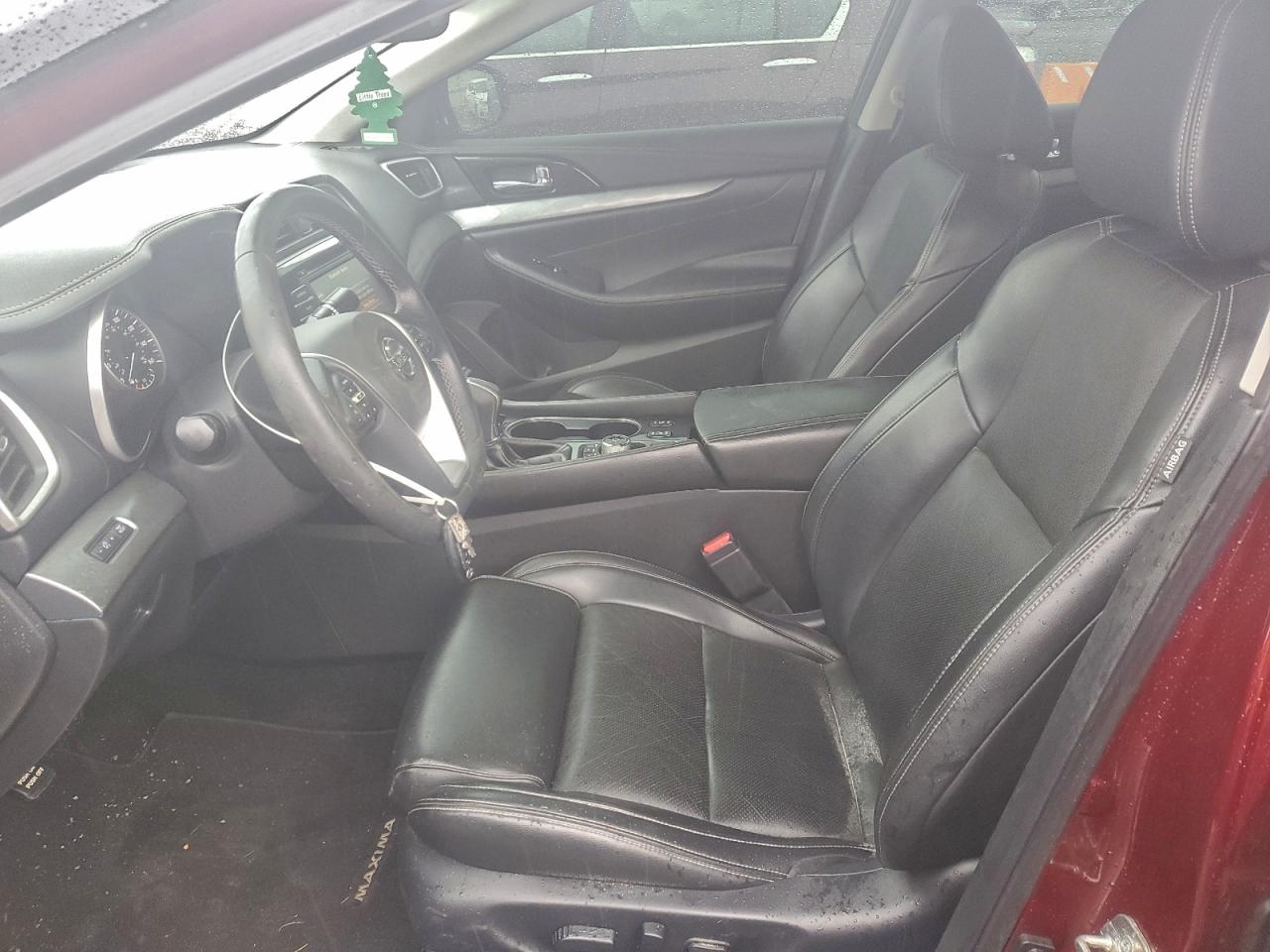 Nissan Maxima 3.5s Image 5