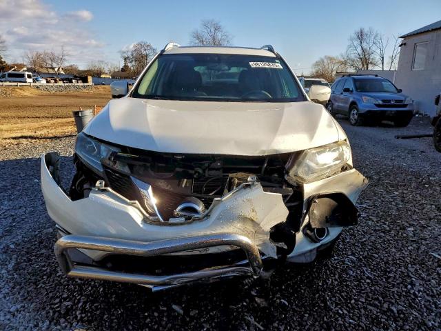 Nissan Rogue S Image 2