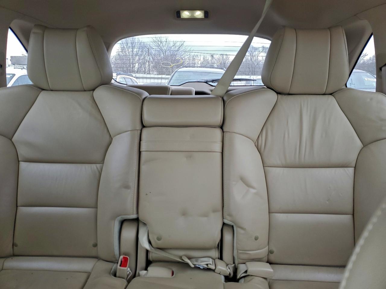 Acura MDX Image 7