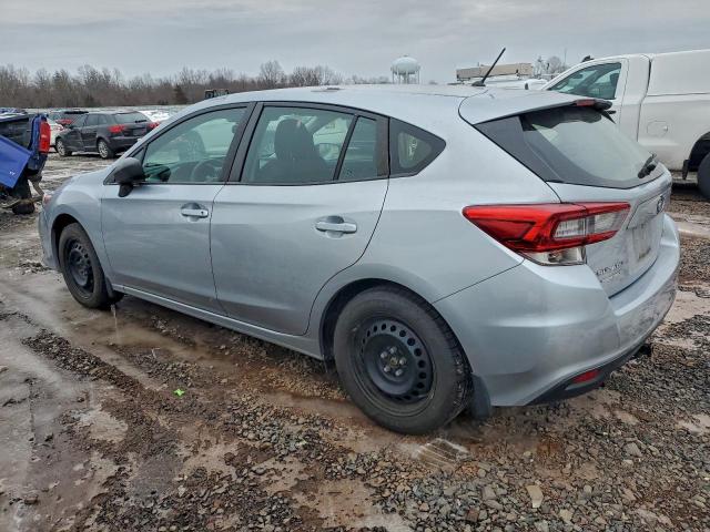 Subaru Impreza Image 9