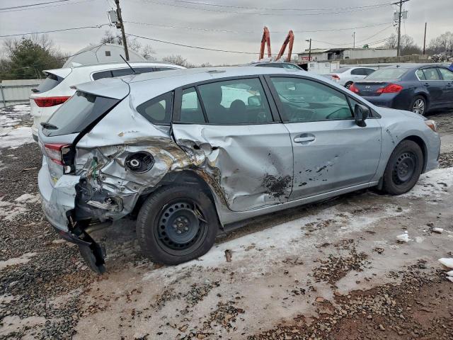 Subaru Impreza Image 6